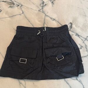 Fashion Nova Black Elastic Waist Skirt